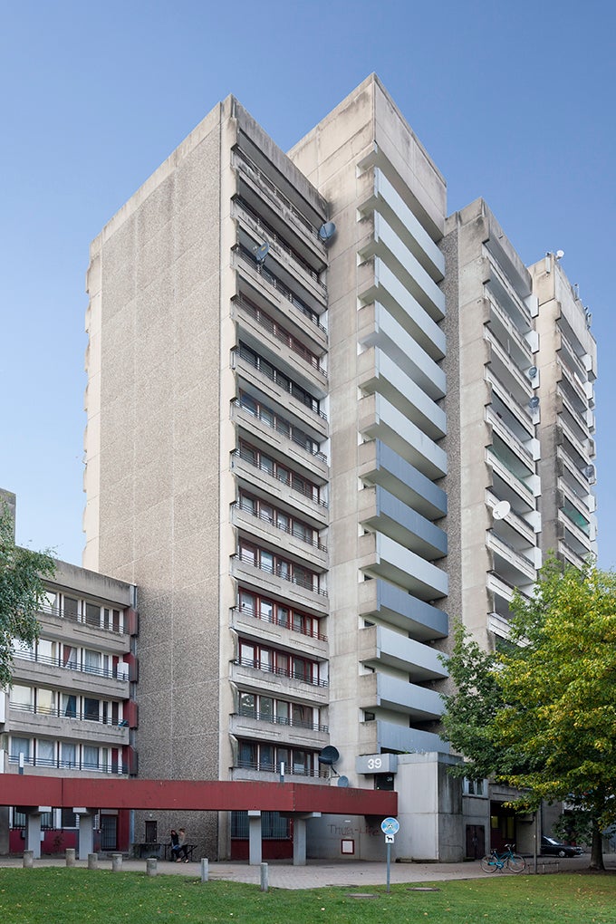 Schöne Aussichten! modernisierte 2- Zimmerwohnung am Sahlkampmarkt - Photo 1