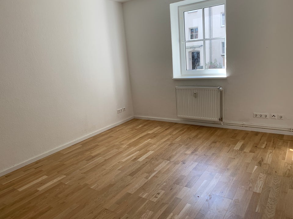 Gemütliche 2,5-Zimmer-Wohnung mit Tageslichtbad und Balkon - Photo 1