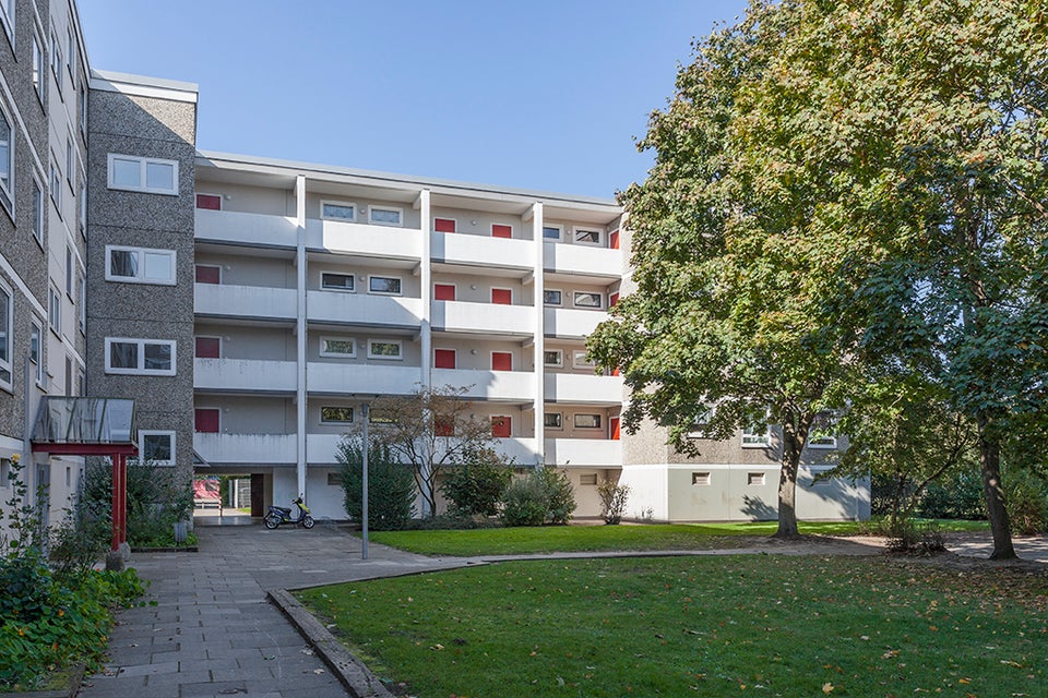 Stop: 2- Zimmerwohnung in Hannover- Sahlkamp modernisiert - Photo 3