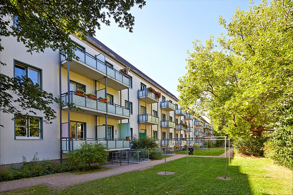 Wohnung wird gerade saniert! - Foto 1