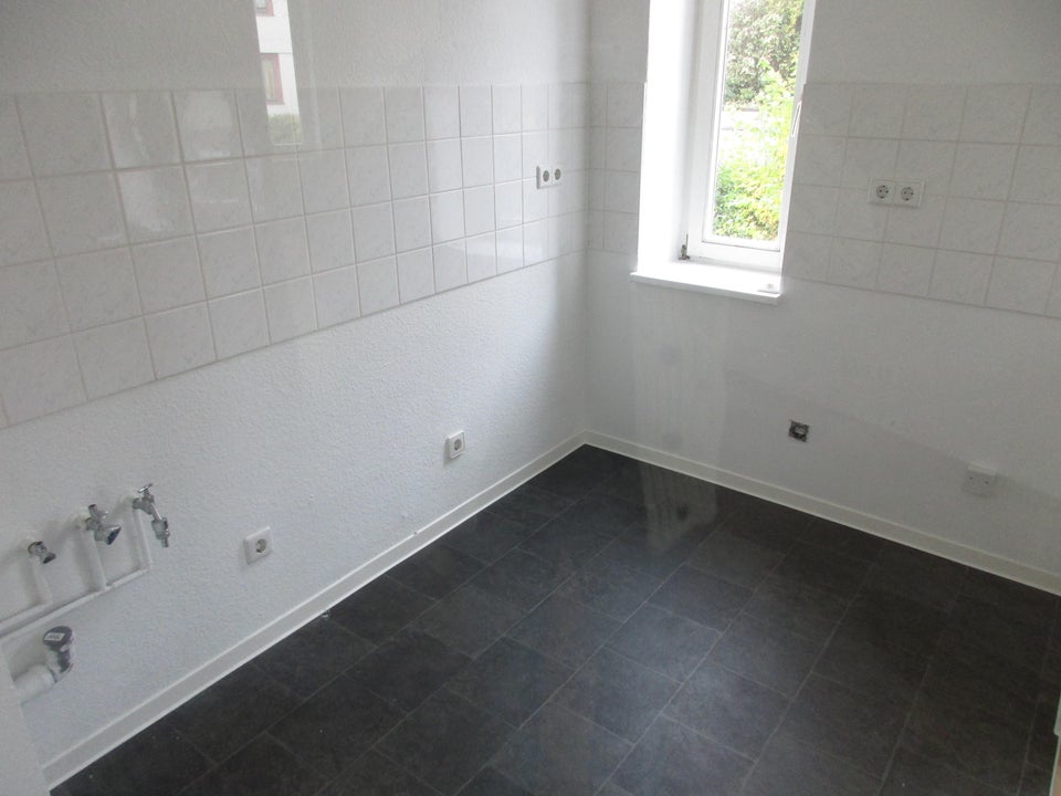 Alles was du benötigst: Balkon, Tageslichtbad und Gemütlichkeit in deinem neuen Zuhause! - Photo 1