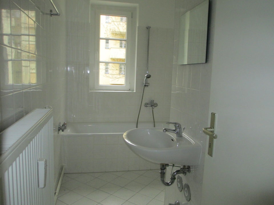 Deine neue Anschrift ist Hier! - Foto 1