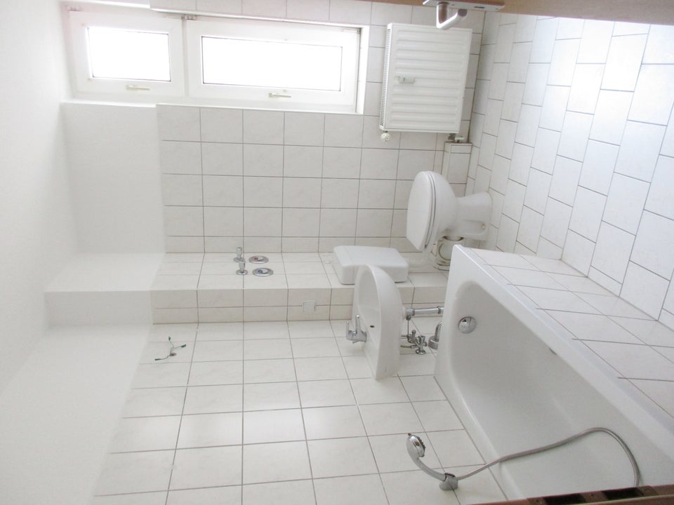 Geräumige 3-Zimmer Wohnung mit Balkon - frisch renoviert! - Photo 5