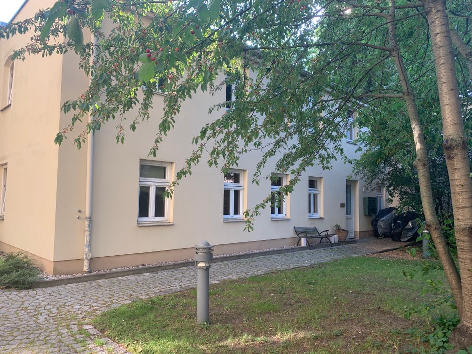 Ruhige 2R-Wohnung im Hinterhaus zu vermieten - Foto 5