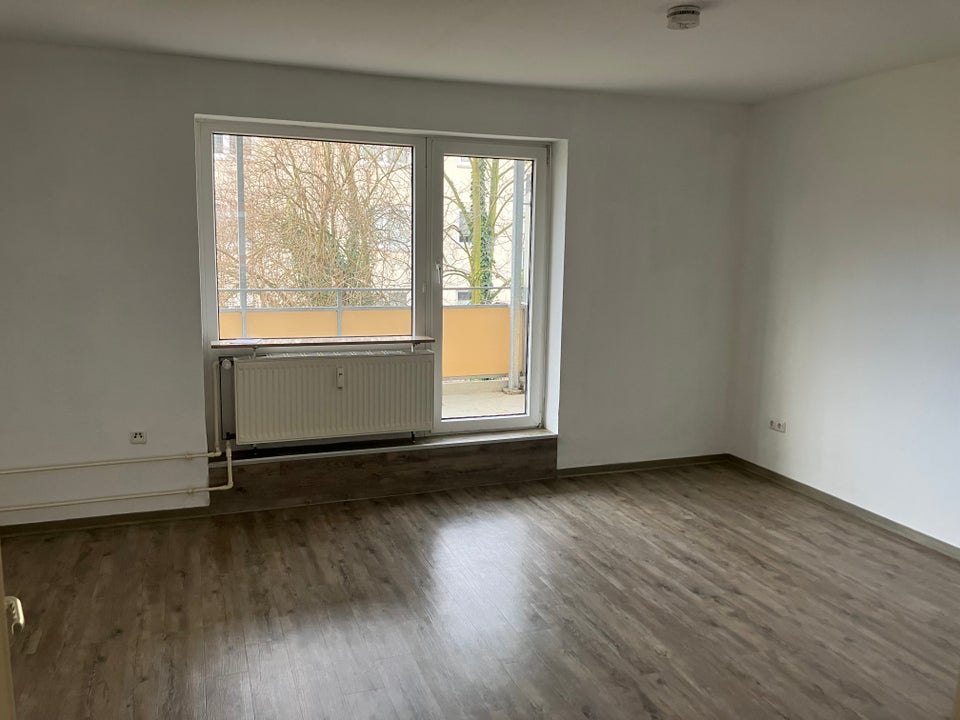 Ansprechende 3-Zimmer-Wohnung sucht Mieter - Foto 2