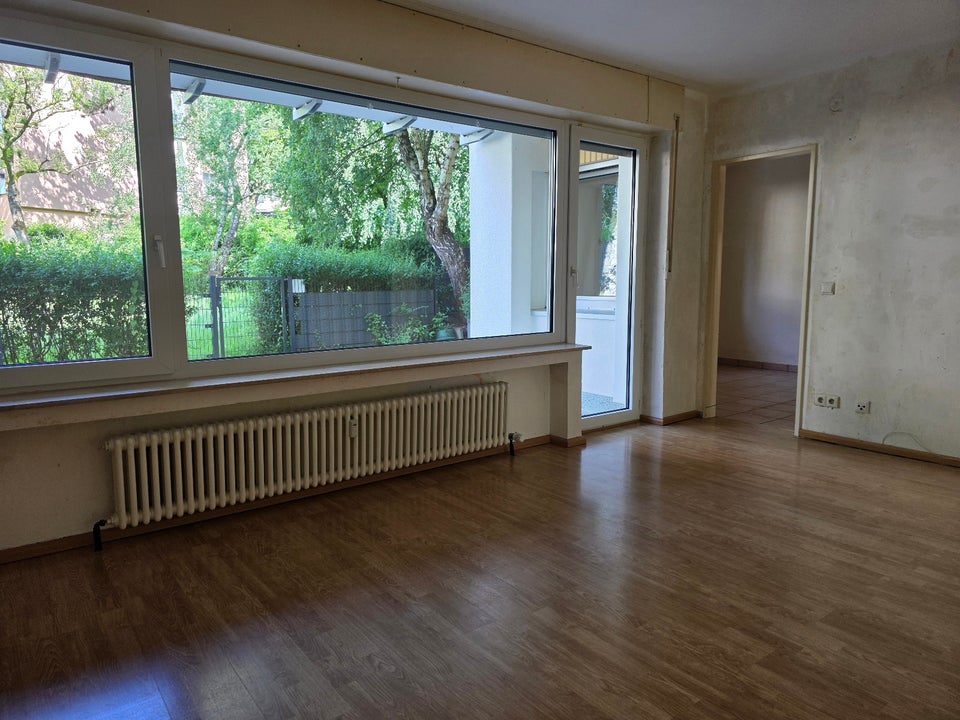 Gelegenheit: interessante 3-Zimmer-Wohnung mit Terrasse und Garten - Photo 1