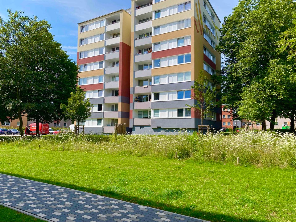 3-Zimmer-Wohnung mit Aufzug und renovierter Wohnung - Photo 3