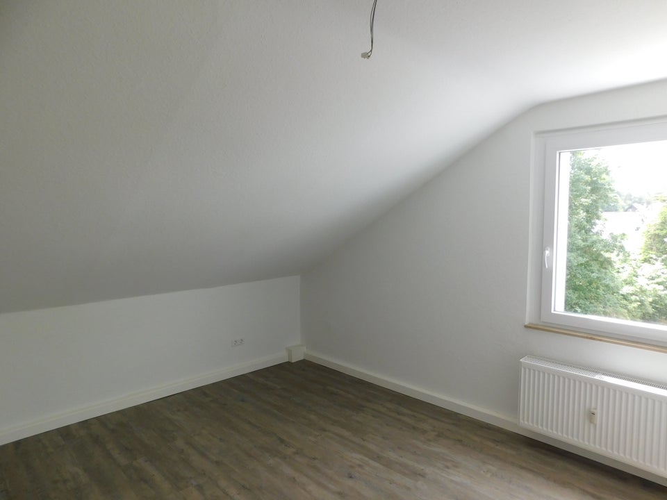 Gemütliche 3-Zimmer-Dachgeschosswohnung (2.Etage!) - Photo 4
