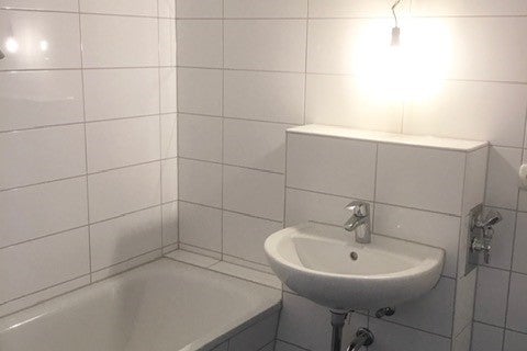 تصویر großzügige 3-Zimmer-Wohnung mit Balkon