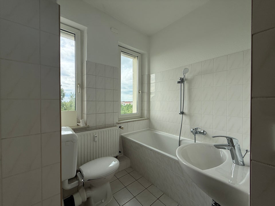 Sofort verfügbare 2 Zimmer Wohnung! - Foto 2