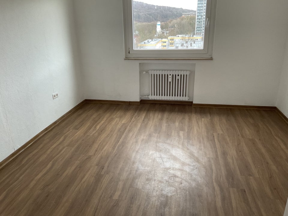 Attraktiv! Weitläufige 3-Zimmer-Wohnung - Foto 1