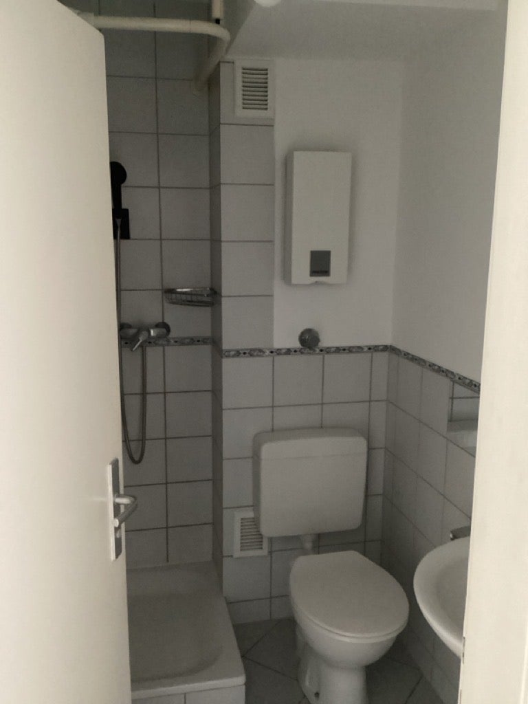 Derendorf: Kleines Apartment mit Balkon - Foto 3