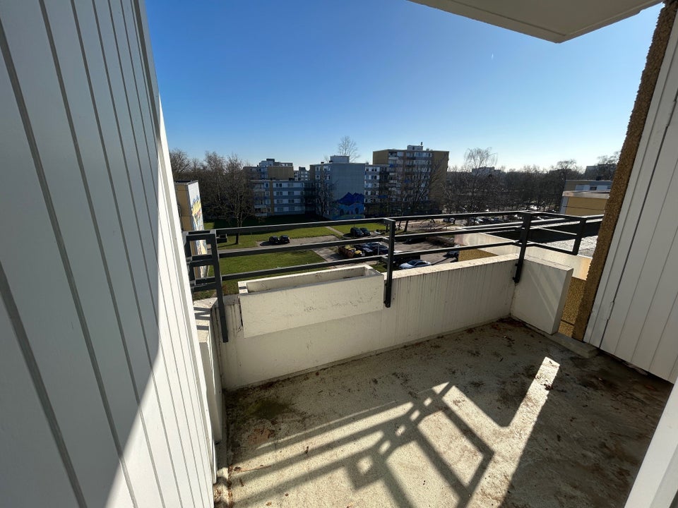 2-Zimmer-Wohnung, mit großem Wohnzimmer, direkt bezugsfertig - Foto 2