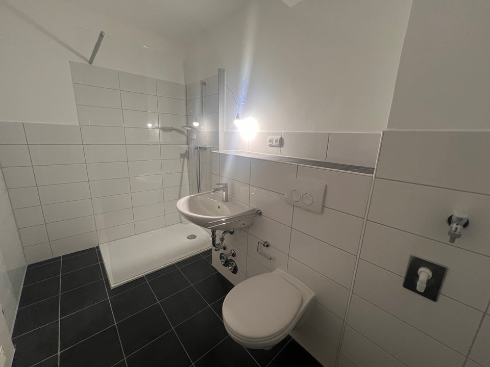 3-Raum-Wohnung frei! - Foto 4
