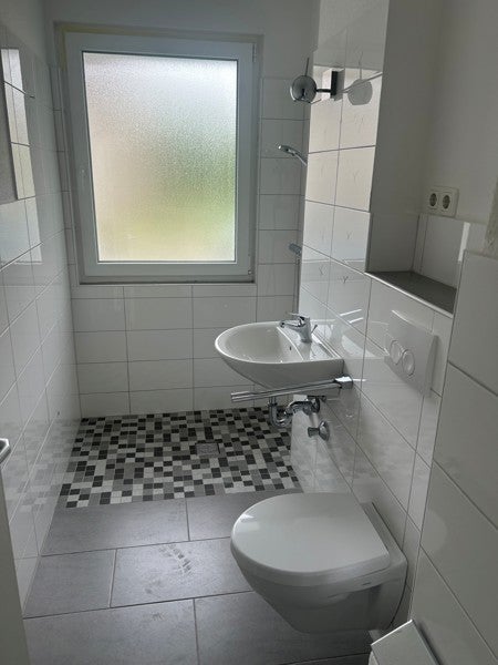 schöne 3-Zimmer-Wohnung in ruhiger Lage - Foto 3