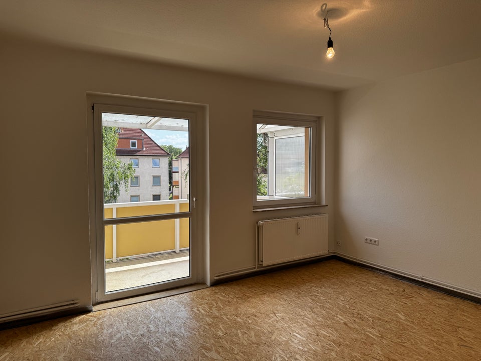 Den eigenen Boden verlegen - auf Balkonien den Sommer erleben! - Photo 2
