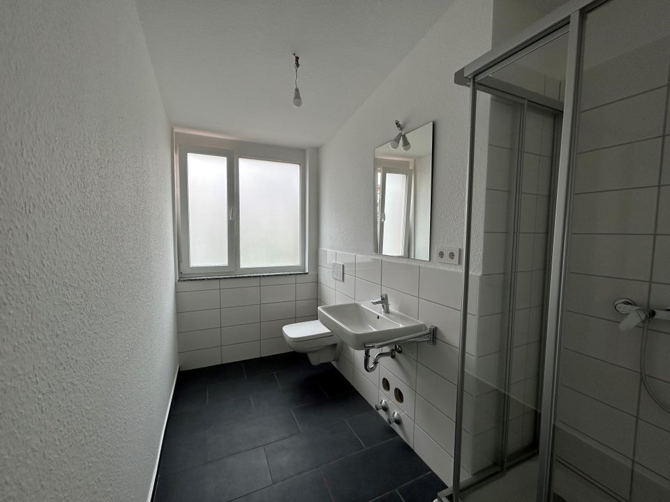 Top modernisierte 2-Zimmer Wohnung ! - Photo 3