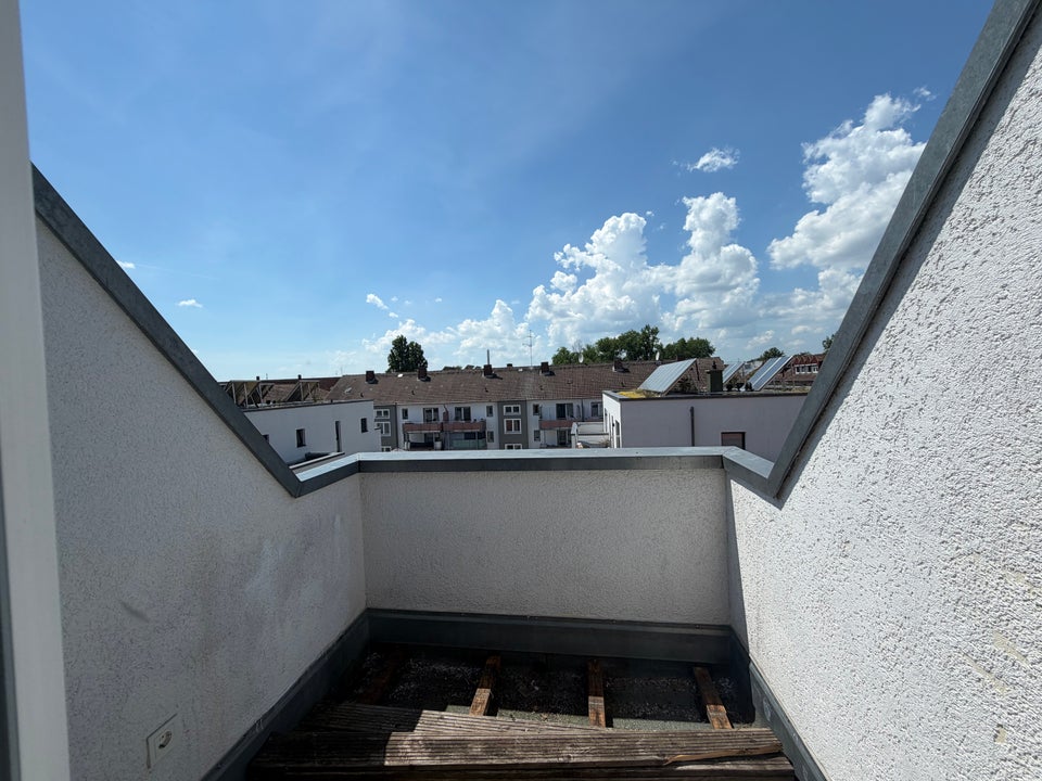 Die Ruhe von oben genießen 1,5-Zimmer Dachgeschoss - Foto 2