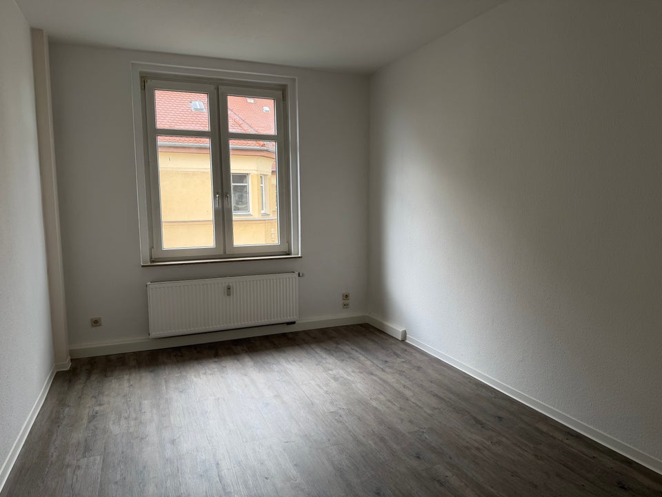 Traumhafte 2-Raum-Wohnung mit genug Platz sucht dich - mit Einbauküche! - Photo 5