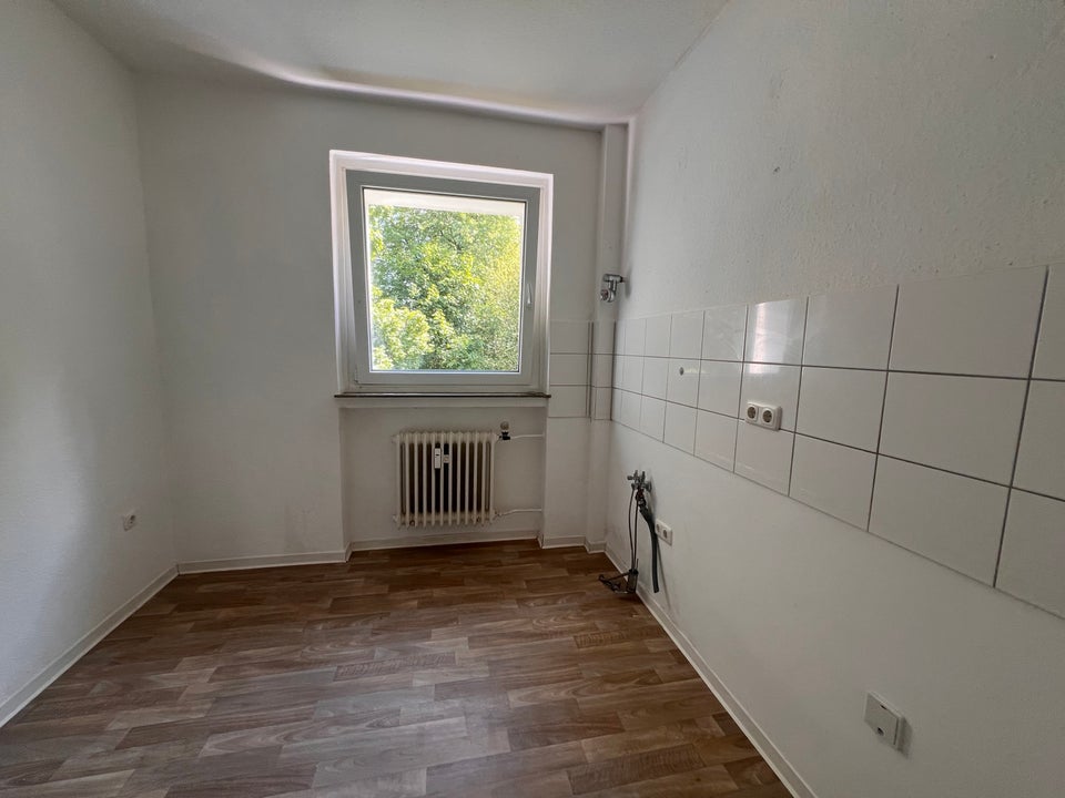 Aufgepasst! 3-Zi.-Wohnung mit Balkon - Photo 2