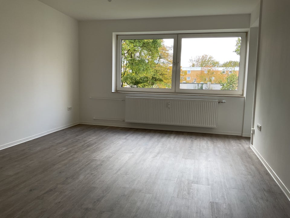 Frisch renovierte 3-Zimmer-Wohnung mit Balkon - Photo 1