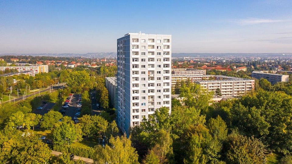 Sanierte große 3 Raumwohnung mit Balkon! - Foto 2