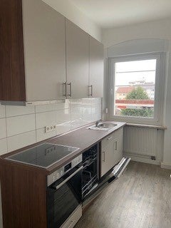 Wunderschöne 3 Zimmerwohnung mit Einbauküche sucht Sie! - Foto 3