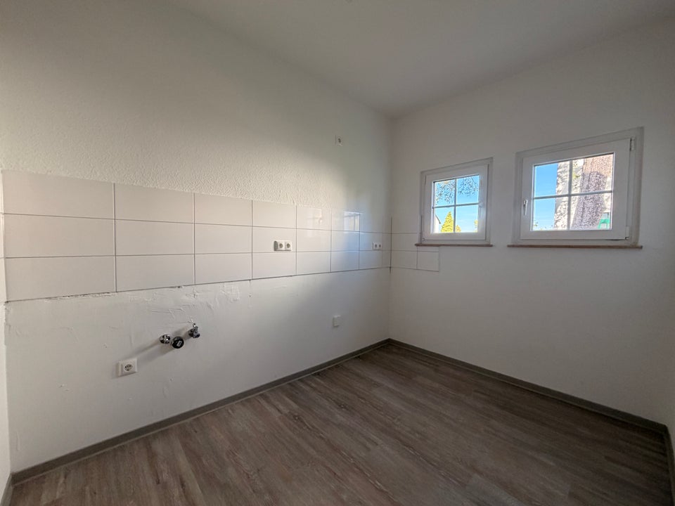 Miet mich - interessante 2-Raum-Wohnung - Photo 2