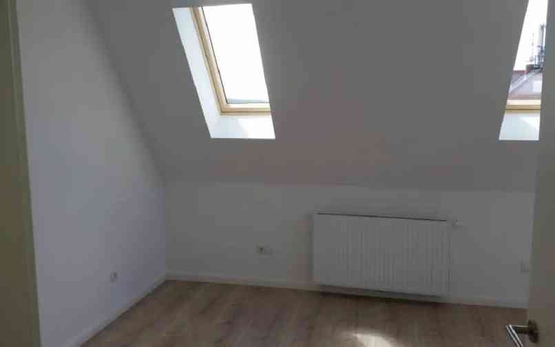Offen gestaltete 3-Zimmer Dachgeschosswohnung unweit der B76 - Foto 4