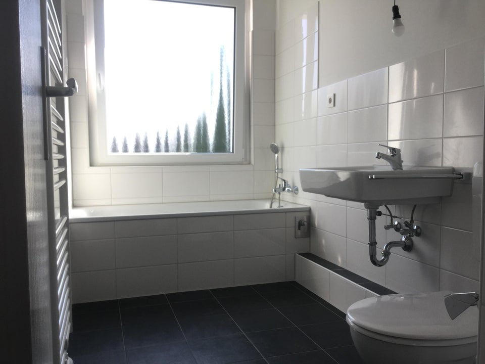 Ihre neue Wohnung: günstig geschnittene 3-Zimmer-Wohnung - Foto 1