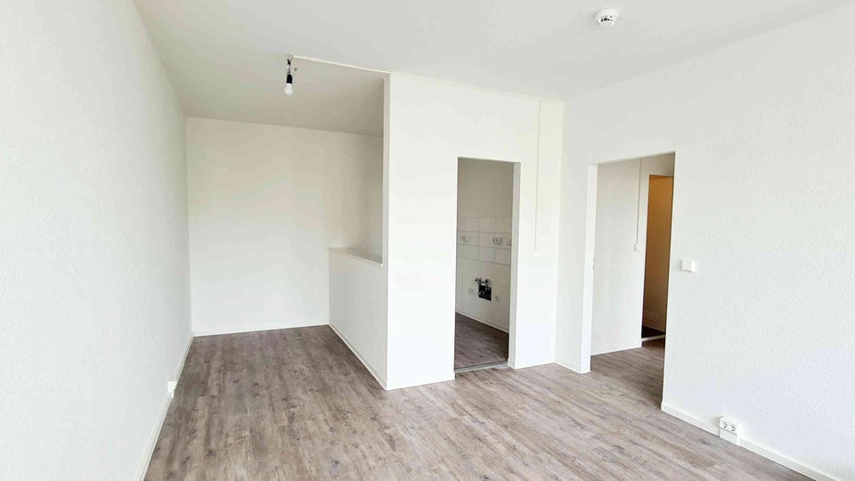 Zuhause fühlen: interessante 2-Zimmer-Wohnung mit Aufzug! - Foto 2