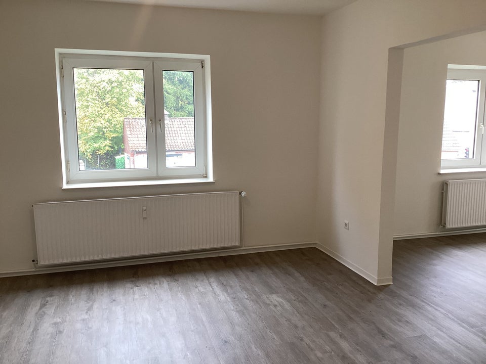 Wo das Leben so spielt - sanierte 2-Zimmer-Wohnung, ab dem 12.06.2026 anmietbar! - Foto 2