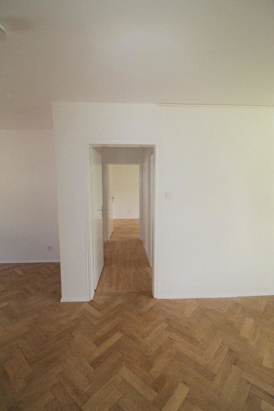 1. OG / 4 Zimmer ab sofort - Foto 3