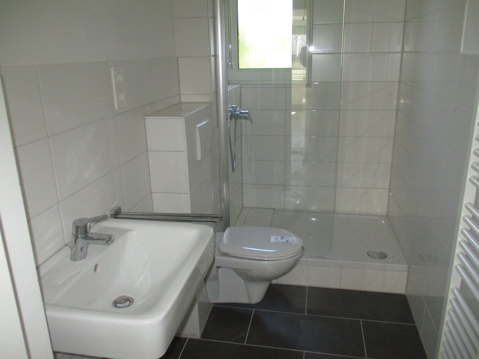 Renoviert und zum Einzug bereit! Tolle 3 - Zimmer Wohnung in Stadtlage! - Foto 2