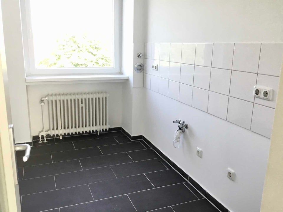 Schöne 3-Zimmer-Wohnung mit Balkon - Photo 2