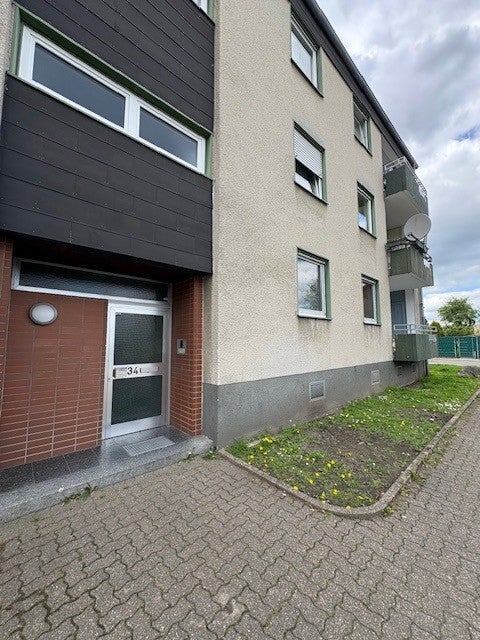 Helle 3,5-Zimmer-Wohnung mit großzügiger Raumaufteilung - Photo 1