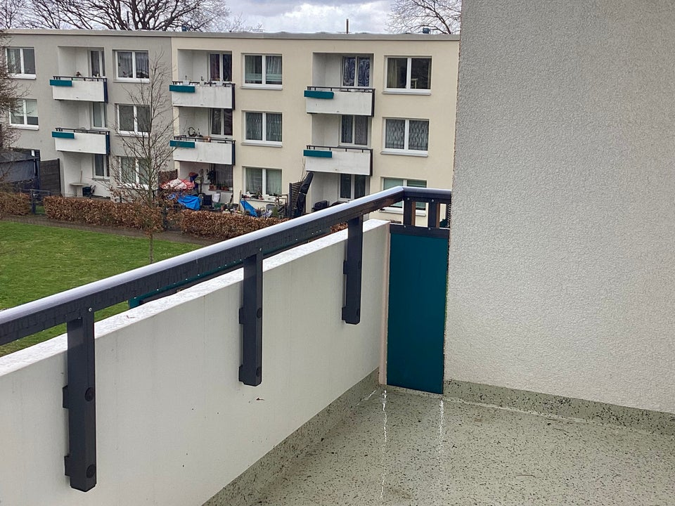 Wo das Leben so spielt - geräumige 3-Zimmer-Wohnung mit Balkon - Photo 2