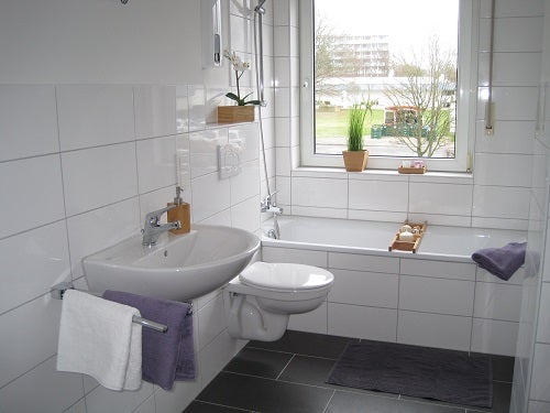 Endlich Platz für ganze Familie: sanierte 4 - Zimmer-Wohnung in Bonn - Plittersdorf - Photo 2