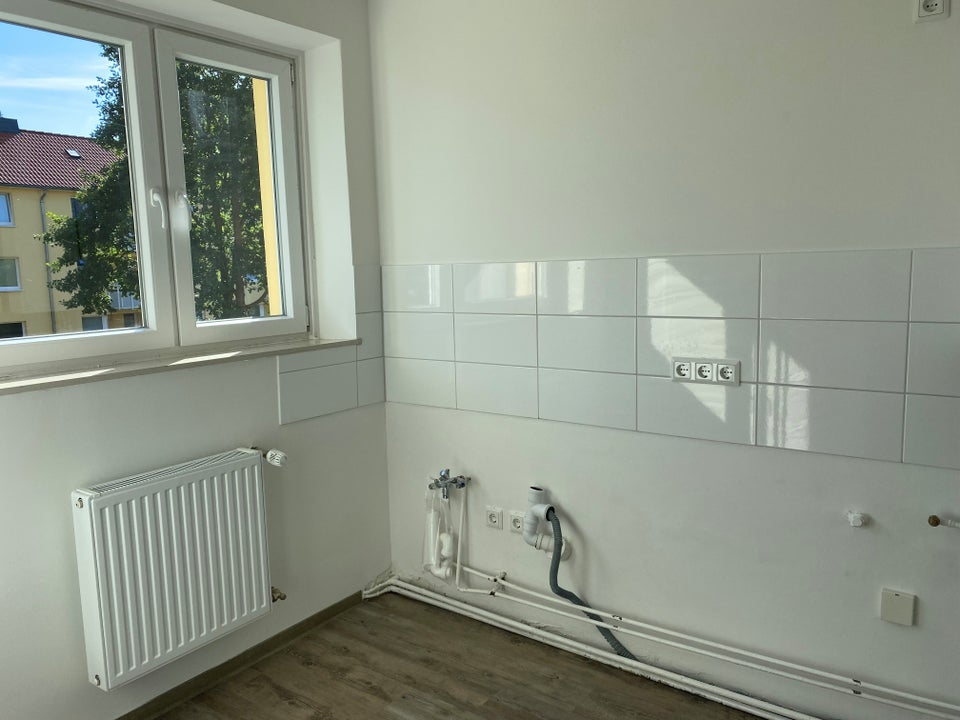 Renovierte 3-Zimmer-Wohnung mit Balkon - Photo 1