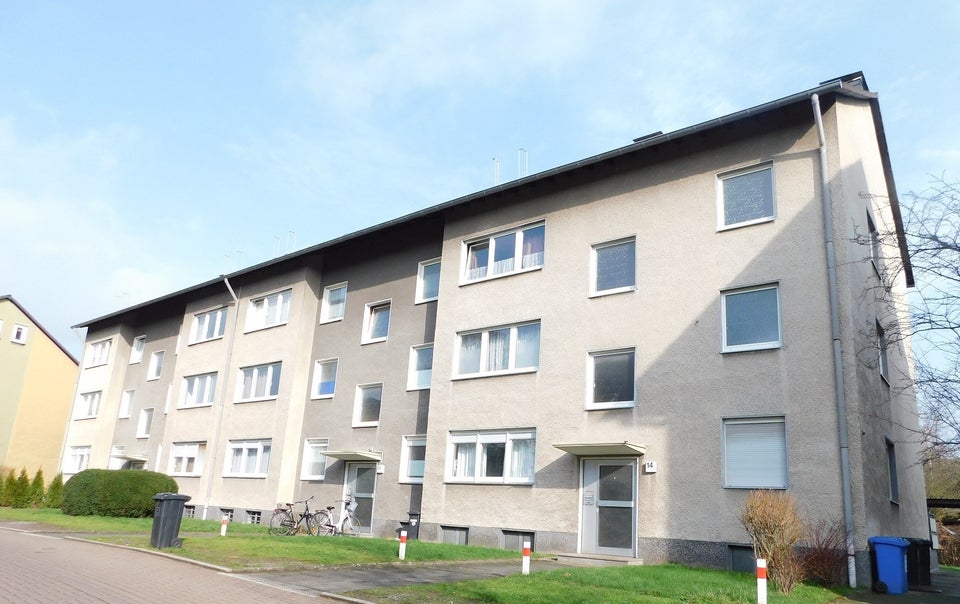 Frisch renovierte 2-Zi.-Whg. mit neuem Bad und neuem Boden - Photo 3
