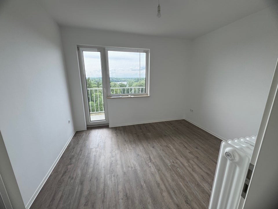 Dein neues Zuhause, hoch über den Dächern der Stadt! - Foto 5