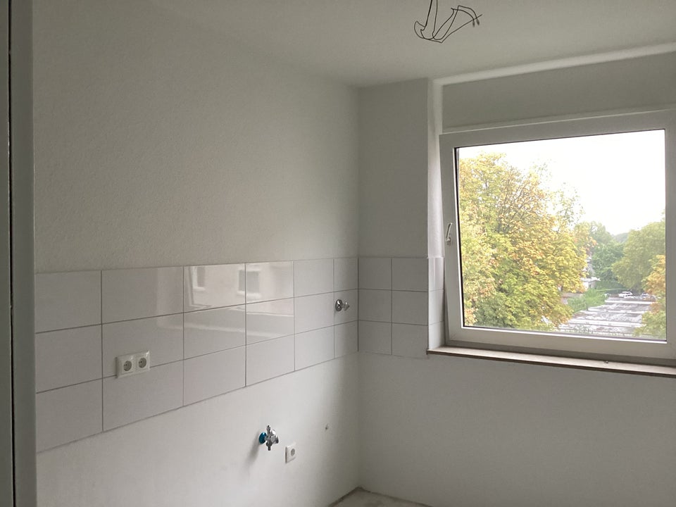 Preisgünstige und zugleich praktische 3,5-Zi.-Wohnung - Foto 2