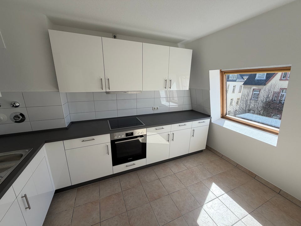 2-Zimmer Maisonette-Wohnung in Sachsenhausen *frisch saniert* - Foto 1