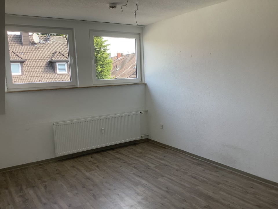 Schöne 3-Zimmer-Wohnung mit Balkon! - Photo 2