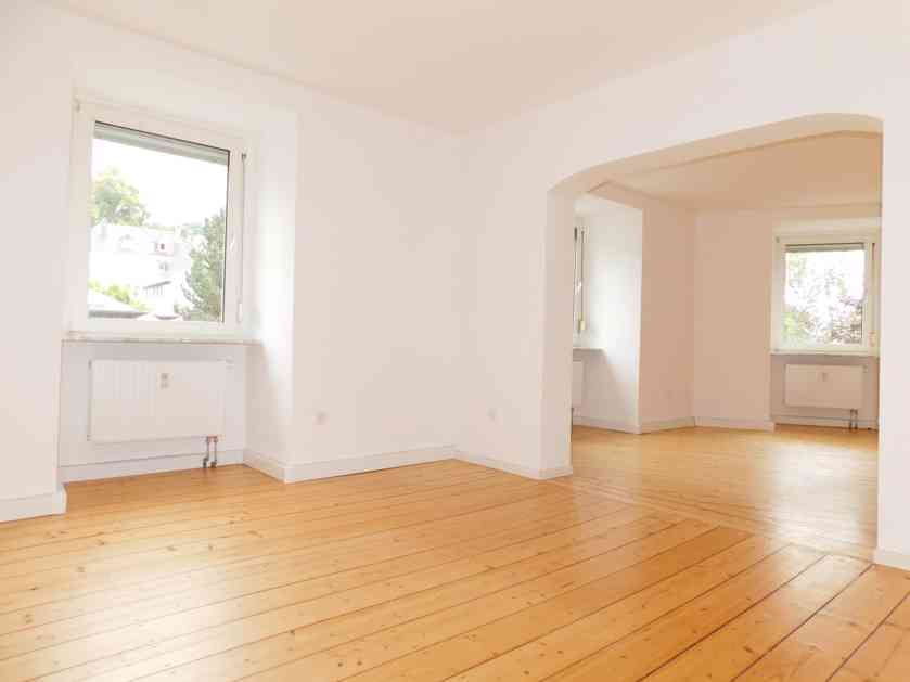 Gemütliche 2-Zi.-Whg. mit hübschen Dielen und EBK- auf Wunsch ab sofort frei - Foto 2