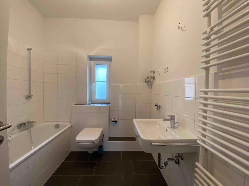 Bezusgfertige 2-Zimmer Wohnung am Waldrand - Photo 3