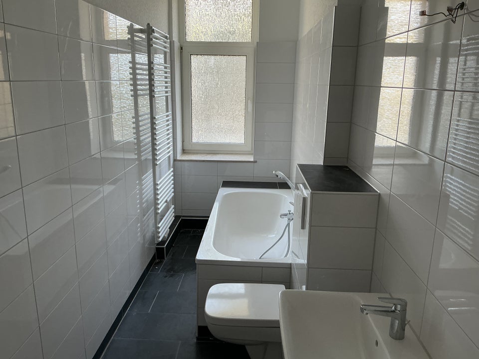 Frisch sanierte 2-R-Wohnung zu vermieten - Foto 4