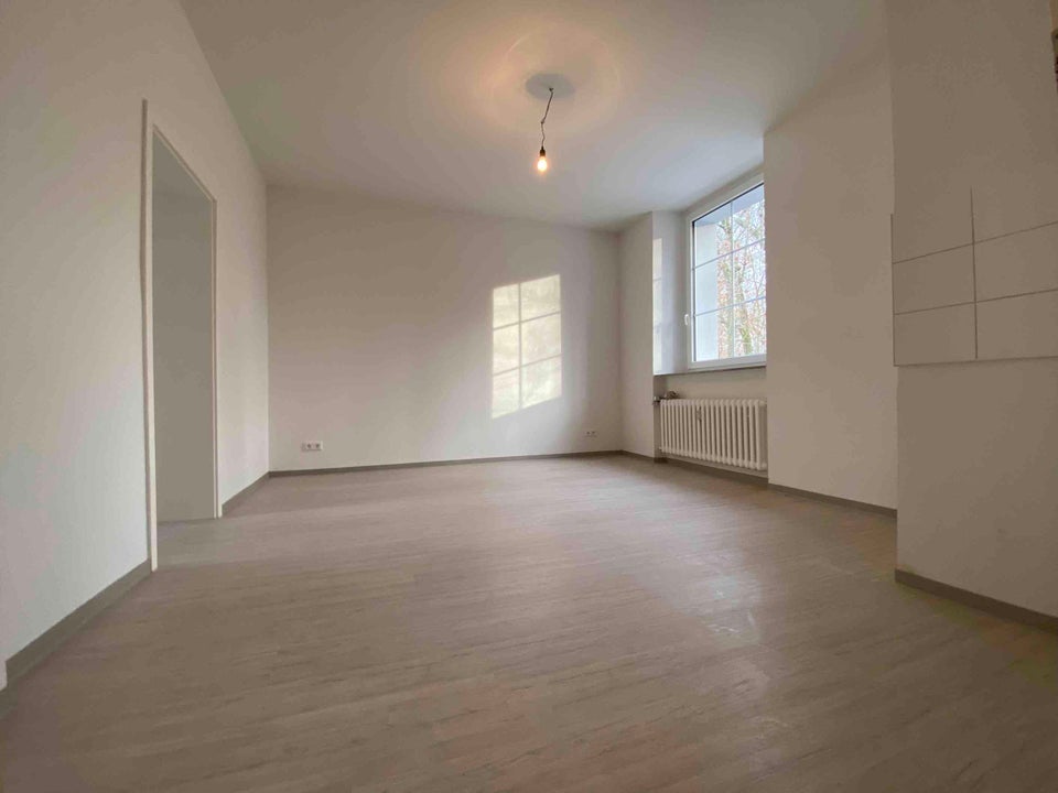 Bezusgfertige 2-Zimmer Wohnung am Waldrand - Photo 1
