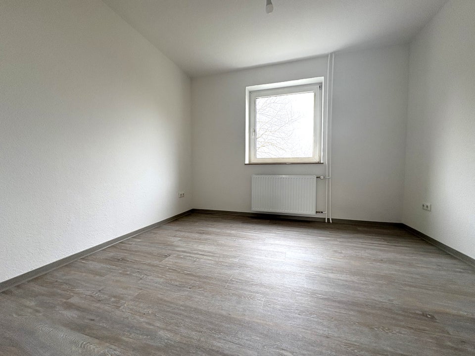 Frisch renovierte 3-Zimmer Wohnung mit Dusche - Foto 3