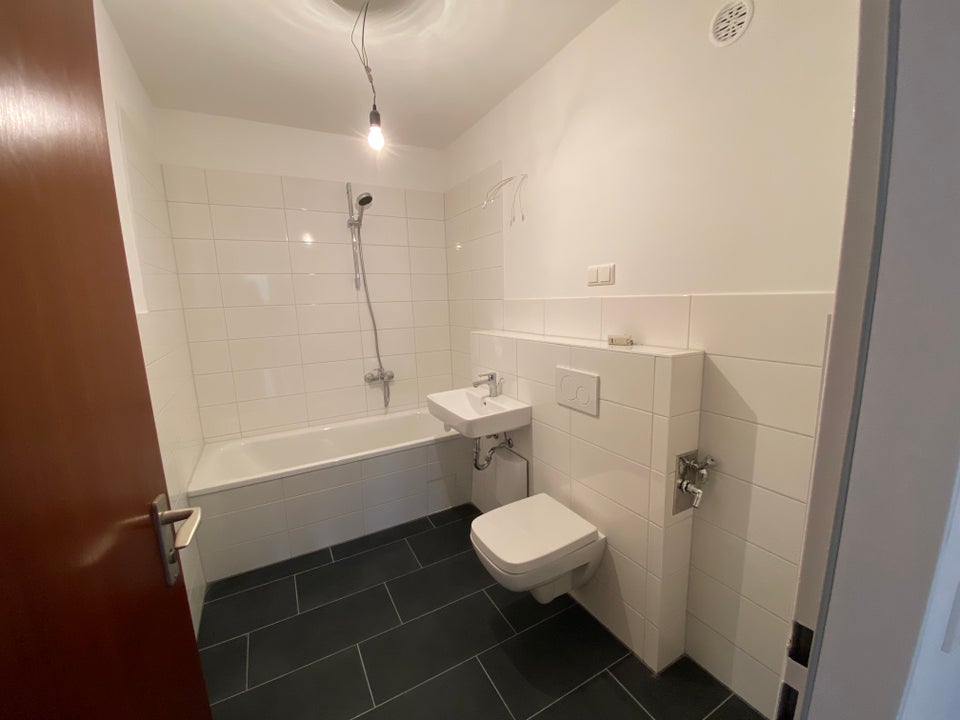 Ihr neues Zuhause: großzügige 4-Zimmer-Wohnung mit Balkon - Foto 5